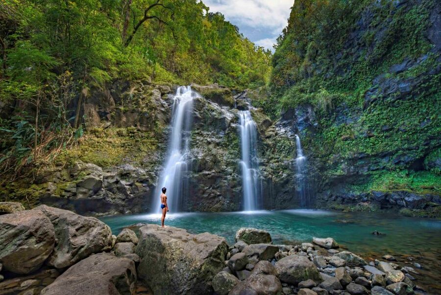 Maui: Road to Hana Waterfalls Tour with Lunch - Breakfast, snacks, and the picnic lunch
