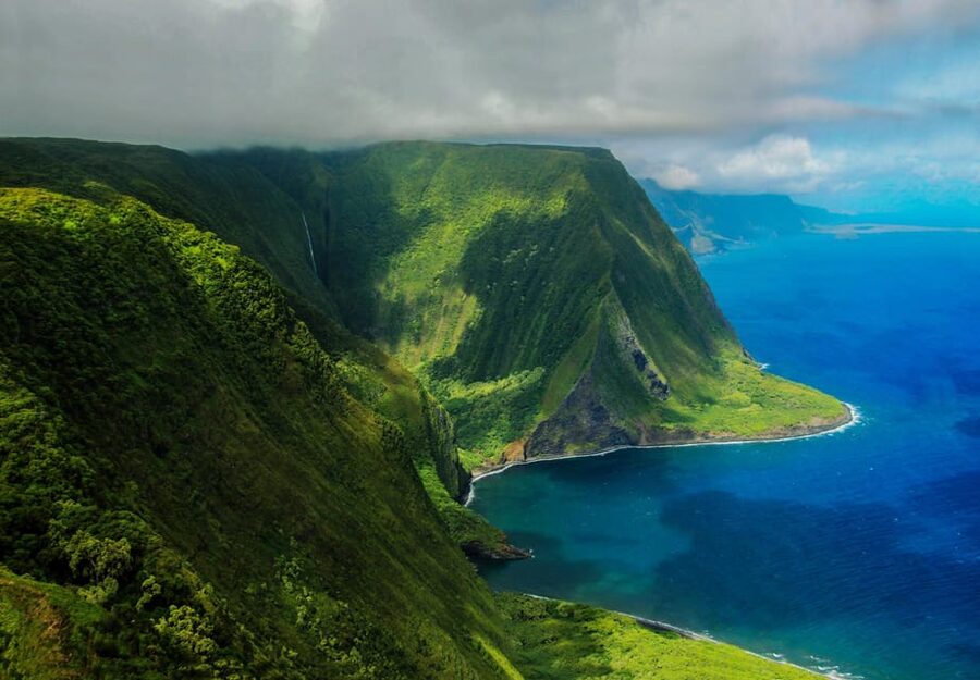 Maui: Waterfalls of West Maui and Molokai Helicopter Tour - Waihee and the knife-edged West Maui peaks