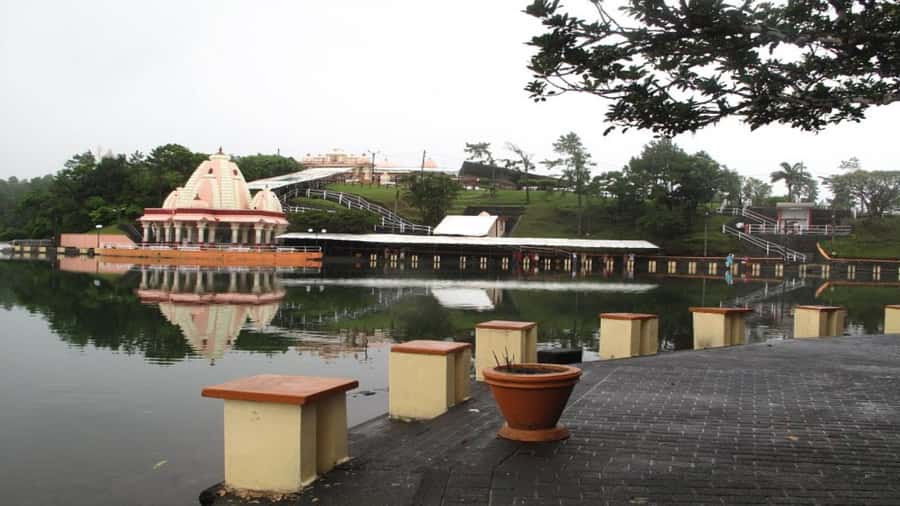 Mauritius: Chamarel 7 Colours & Waterfalls, South-West Tour - Chamarel Rum Distillery offers a lively tasting stop