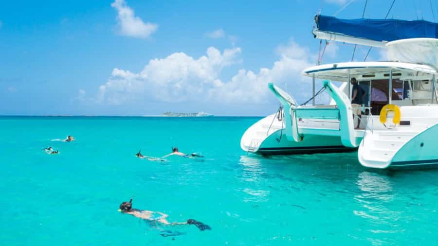 Mauritius: Ile aux Cerf Catamaran w/Waterfall Visit & Lunch - Key points to know before you book