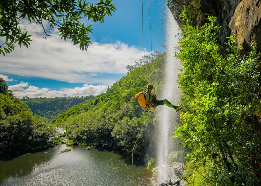 Mauritius: Tamarind Falls Canyoning Adventure - Walking the 3-kilometer route