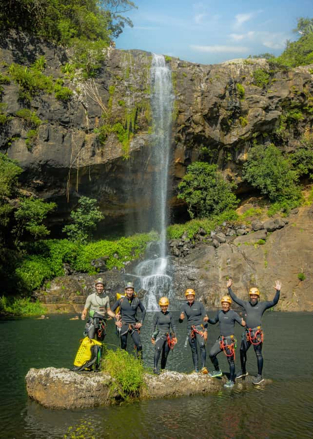 Mauritius: Tamarind Falls Canyoning Adventure - The zipline and optional jump