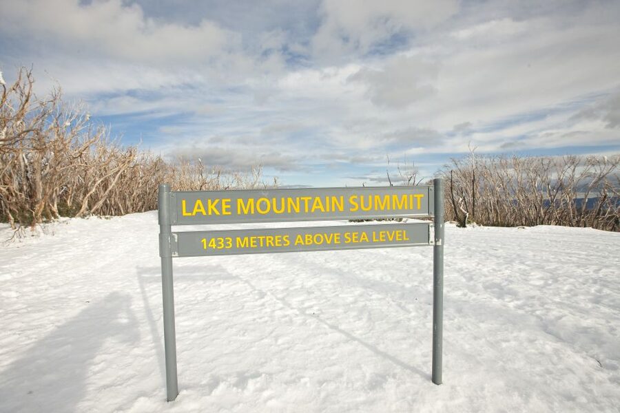 Melbourne: Lake Mountain Snow Day and Waterfalls & Chocolate - Who should book this day out?