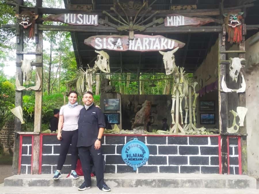 Merapi Volcano 4WD Jeep Tour and Kedung Kayang Waterfall - Guides who shape the quality of the day
