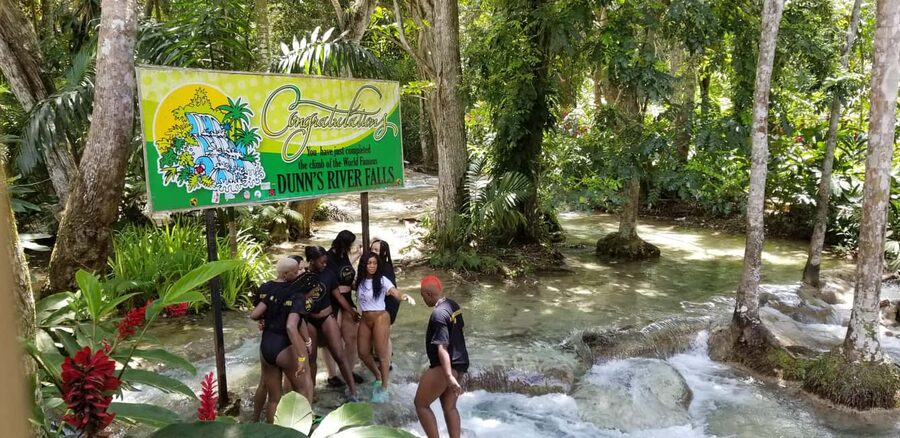 Montego Bay: River Rafting and Dunn's River Falls Day Trip - Two sides of Jamaica in one six-and-a-half-hour trip