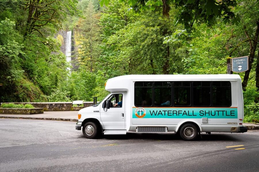 Multnomah Falls: Half-Day Tour of All 5 Major Waterfalls - Bridal Veil Falls adds another short rainforest walk