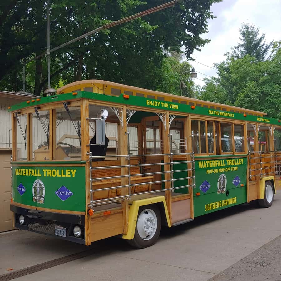Multnomah Falls: Waterfall Corridor Hop-On Hop-Off Trolley - Why this trolley makes the Columbia River Gorge easier