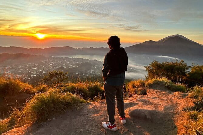 Munduk Twin Lake Jungle Hike, Ulun Danu Temple, & Waterfall - The guides can make or break the day