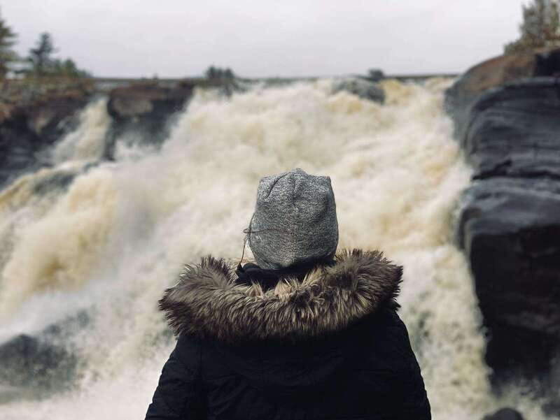 Muskoka: High Falls, Hardy Lake, & Huckleberry Rock Tour - Huckleberry Rock and the Lake Muskoka lookout
