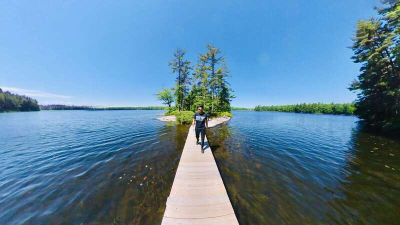 Muskoka: High Falls, Hardy Lake, & Huckleberry Rock Tour - Leaving Toronto at 8:45 a.m.