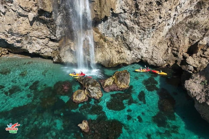 Nerja: Free kayaking route (without a tour guide). 2.5-hour tour. Nerja-Maro Waterfall. - Starting at Burriana Beach in Nerja