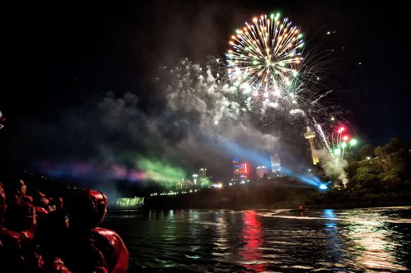 Niagara Falls, Canada: Evening Fireworks Cruise - Should you book the Niagara Falls fireworks cruise?