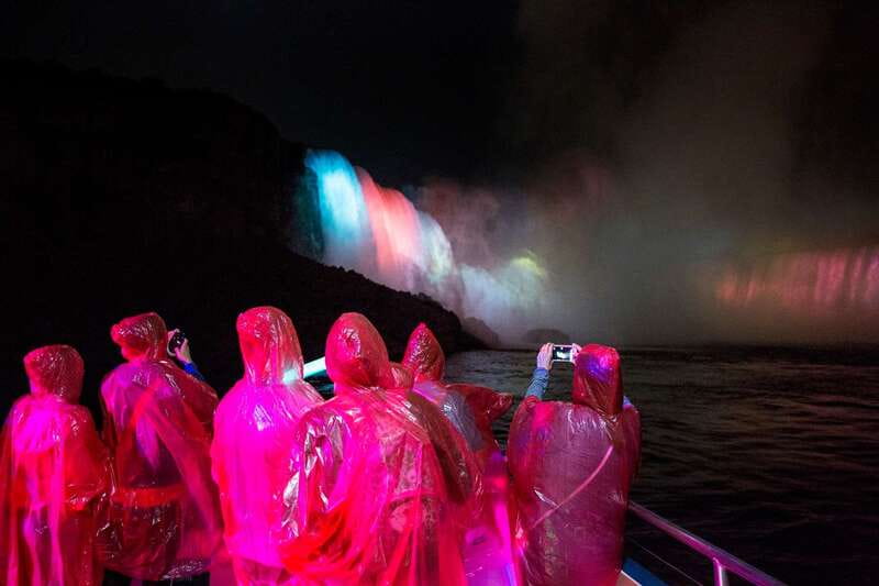 Niagara Falls, Canada: Evening Fireworks Cruise - Is $35 a fair price?