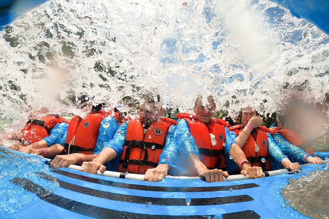 Niagara Falls Canada Open-Top (Wet) Jet Boat Tour - What happens before the boat leaves