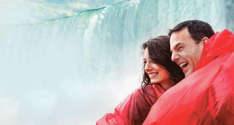 Niagara Falls, Canada: Sightseeing Tour with Boat Ride - Key points at a glance
