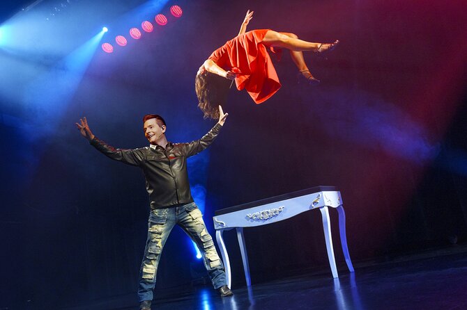 Niagara Falls, Canada: Wild Magic Show Ticket - What Wild Magic is really like