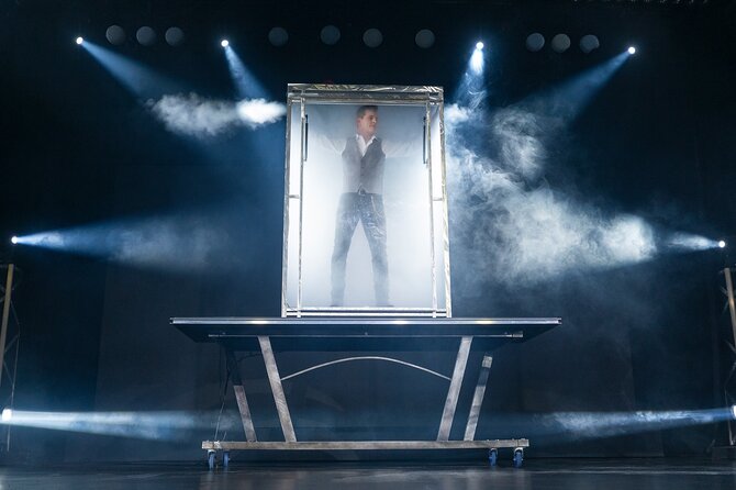 Niagara Falls, Canada: Wild Magic Show Ticket - Is the show good for children?