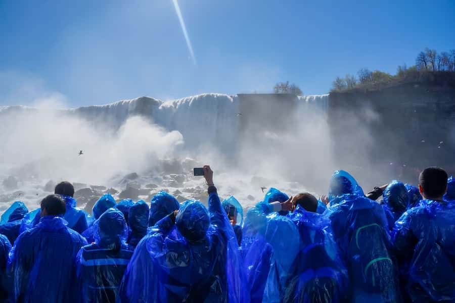 Niagara Falls: Canadian Side Day Trip with Maid of The Mist - Why this Niagara Falls tour works well in half a day