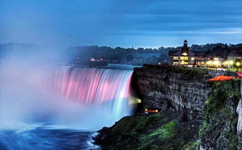 Niagara Falls: Day & Night Tour with Boat Ride and Dinner - The pace, group size, and practical tradeoffs