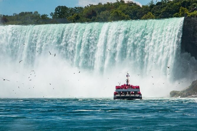 Niagara Falls Day Tour Includes Boat Cruise, Winery Stop & Lunch - Table Rock and the first close view