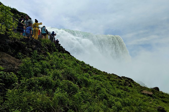 Niagara Falls in 1 Day: Tour of American and Canadian Sides - The Canadian Side: Horseshoe Falls And Table Rock