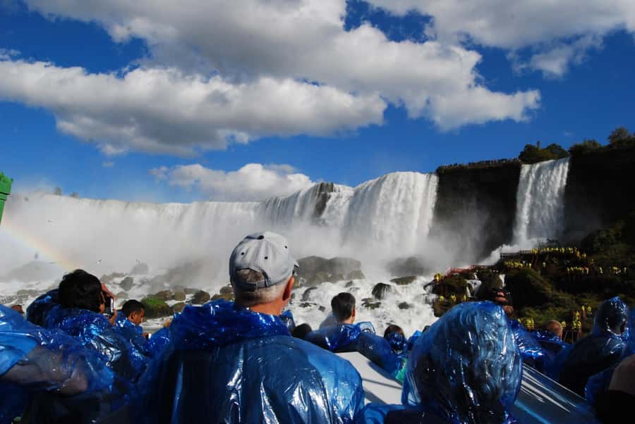 Niagara Falls: Maid of the Mist & Cave of the Winds Tour - Accessibility, weather, and what to bring
