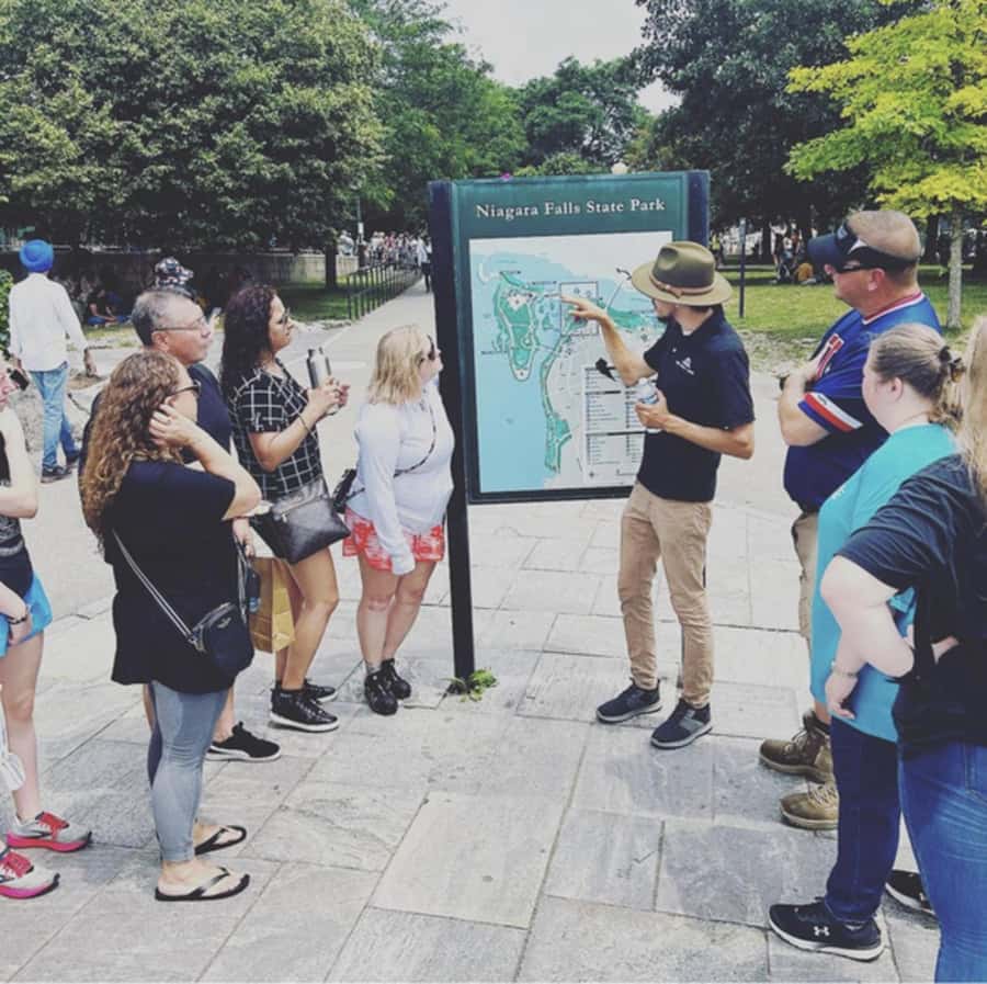 Niagara Falls: Maid of the Mist & Cave of the Winds Tour - Meeting at the Hard Rock Cafe