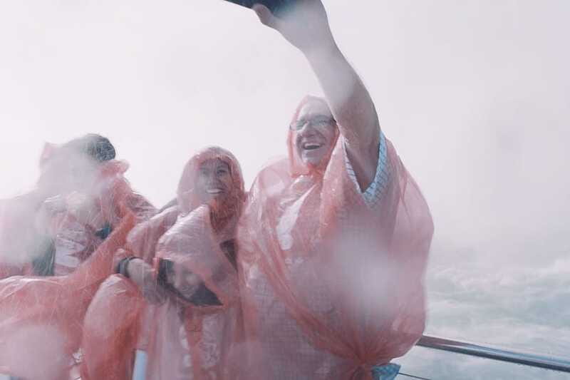 Niagara Falls, ON: Helicopter Ride with Boat & Skylon Lunch - Should You Book It?