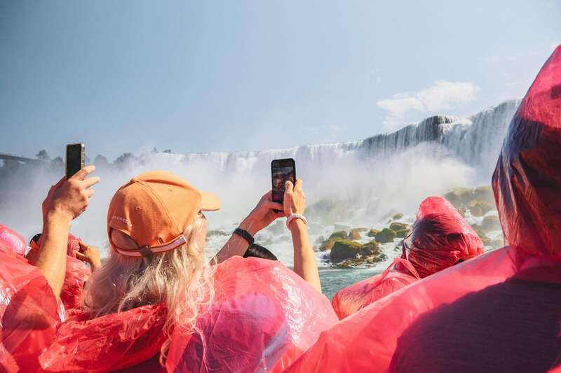 Niagara Falls Tour: Boat Ride, Journey Behind Falls and more - Starting beside Queen Victoria Place