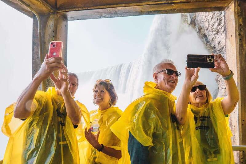 Niagara Falls Tour: Boat Ride, Journey Behind Falls and more - The opening walk: views, power, and Niagara stories