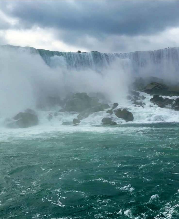 Niagara Falls Tour from New York City - Leaving Manhattan at 11:00 p.m.