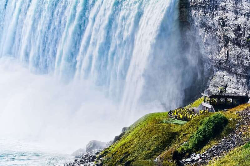 Niagara Falls: US & Canada Full-Day Tour & Lunch - Skylon Tower lunch delivers the best dining view