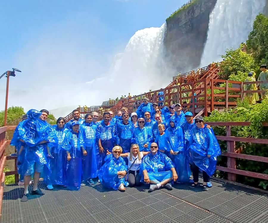 Niagara Falls, USA: All Inclusive Maid Of Mist Boat Tour - Maid of the Mist: the wet, noisy centerpiece
