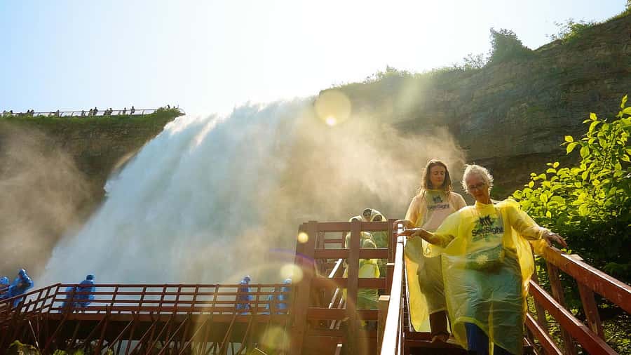 Niagara Falls USA: Cave of the Winds & Maid of the Mist Ride - Hotel pickup and the small Mercedes van