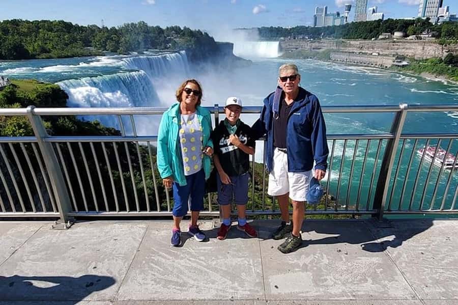 Niagara Falls, USA: Guided Tour with Maid of the Mist Cruise - Riding the Maid of the Mist beneath Horseshoe Falls