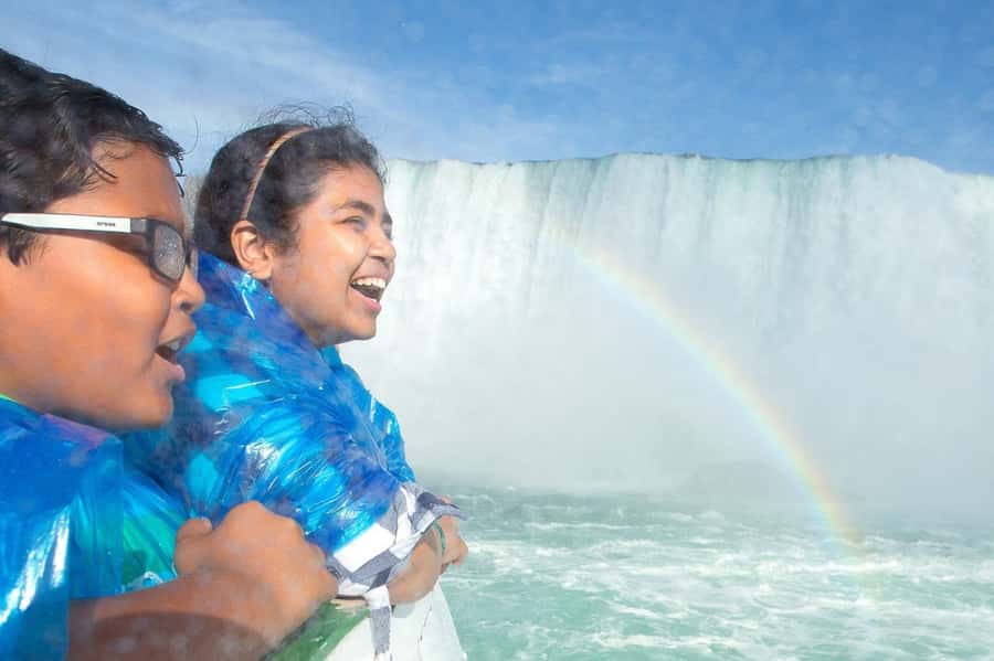 Niagara Falls, USA: Illumination Tour with Maid of the Mist - Stories of daredevils and the Falls