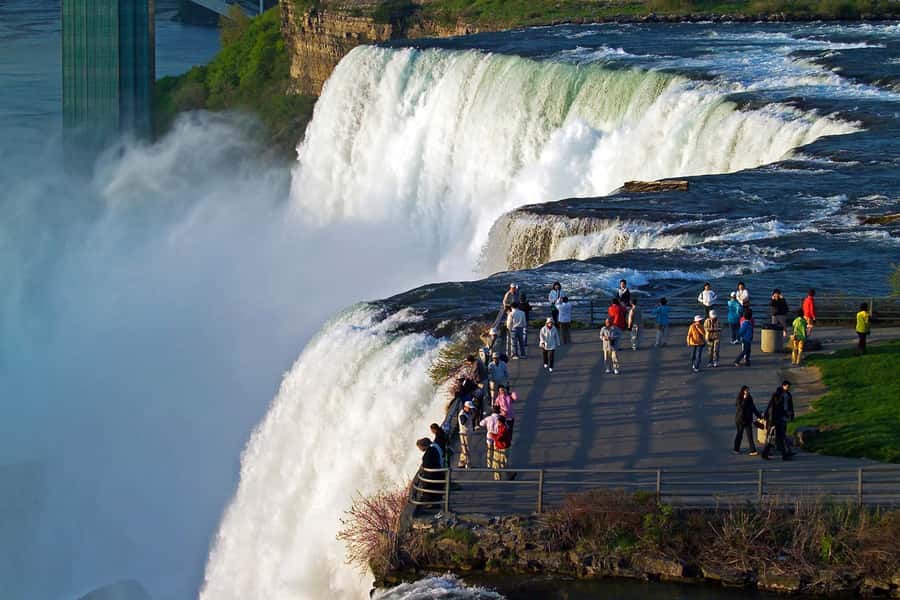 Niagara Falls, USA: Illumination Tour with Maid of the Mist - How much value do you get?