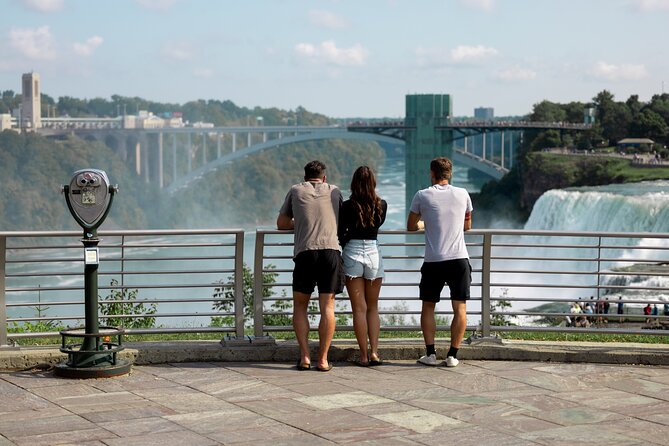 Niagara Falls USA: Maid of the Mist & Cave Adventure - Goat Island and Luna Island viewpoints