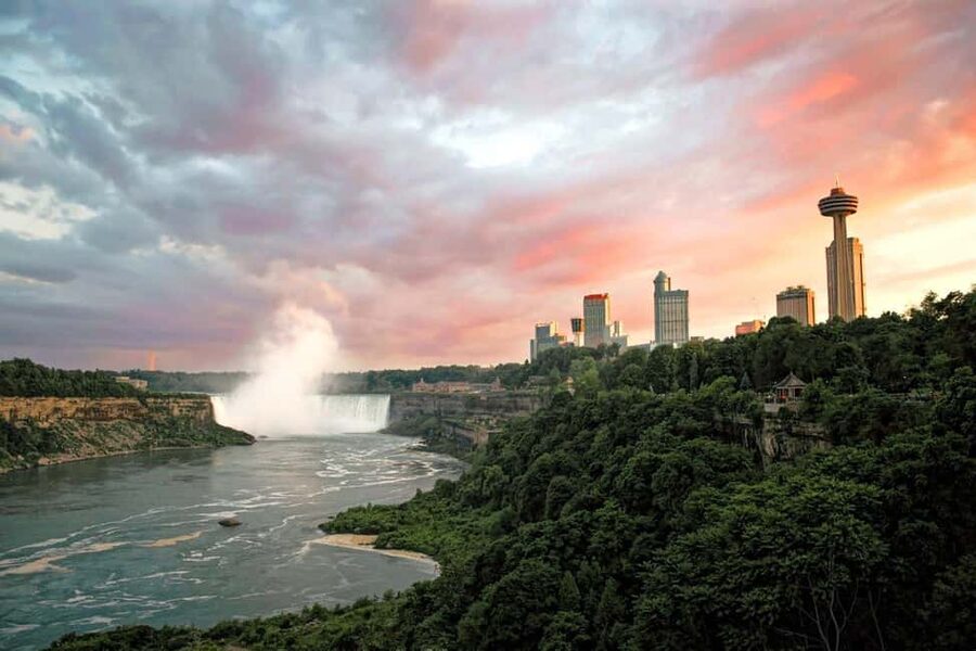 Niagara Falls: Walking Tour with Skip-the-Ticket-Line Boat - The Horseshoe Falls boat ride from May through October