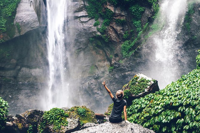 North Bali: Sekumpul Waterfalls and Ulun Danu Temple Tour - The long drive from southern Bali