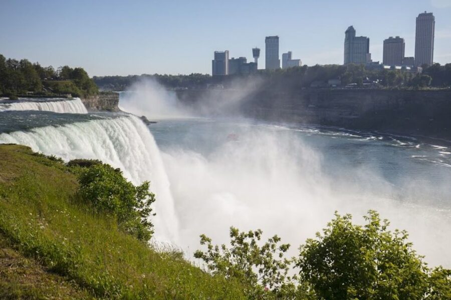 NYC: Niagara Falls, Philadelphia, Washington DC 4-Day Tour - Who will get the most from this four-day tour?