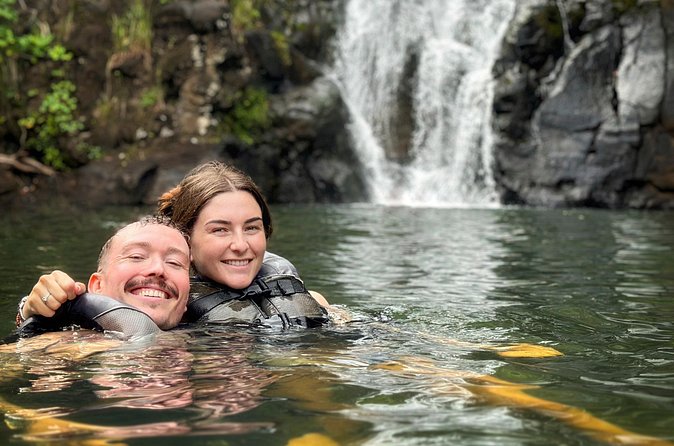 Oahu in a Day: Waterfall - Food Trucks - Lookouts - Small Crowds - Kahuku food trucks turn lunch into part of the tour