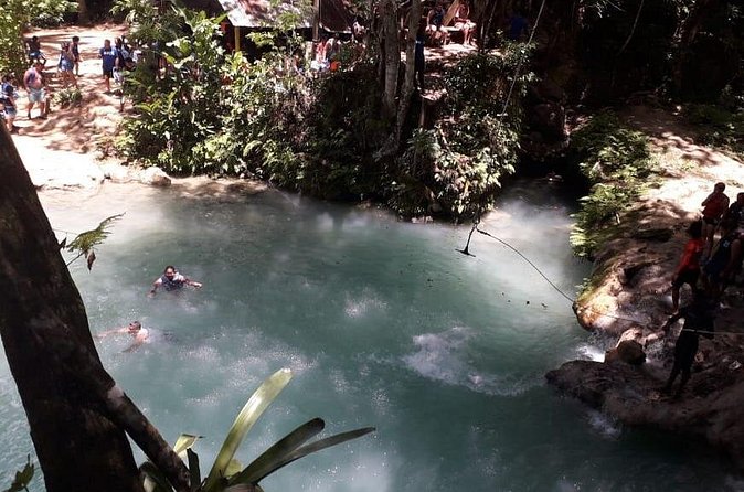 Ocho Rios Blue Hole and Dunn's River Falls Tour - Timing, group size, and the pace of the day