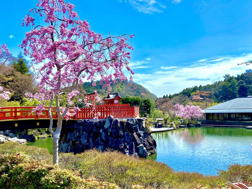 Osaka: Minoh, Katsuoji Temple, & Minoh Falls Full-day Tour - A slower visit to Katsuoji’s gardens