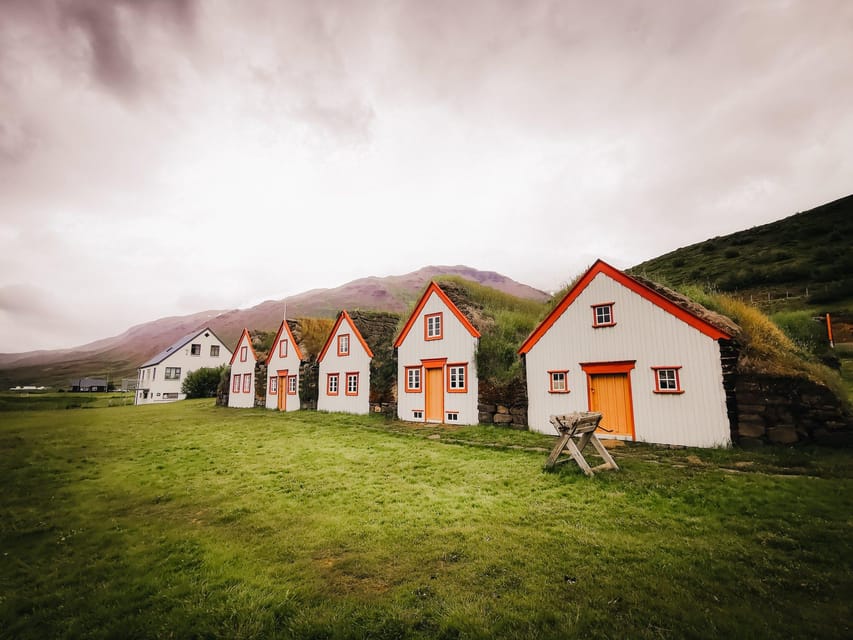 Port Akureyri: Godafoss Waterfall, Laufas & Forest Lagoon - Goðafoss: a strong first stop