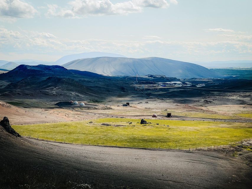 Port Akureyri: Godafoss Waterfall, Myvatn and Baths Tour - The minibus and the cruise ship guarantee