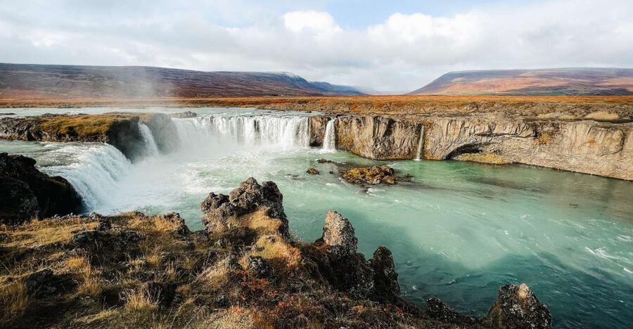 Port Akureyri: Godafoss Waterfall, Myvatn and Baths Tour - Goðafoss: a strong first stop