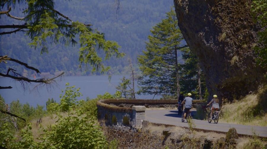 Portland: E-Bike Tour at Multnomah Falls - Bridal Veil Falls adds a quieter forest walk