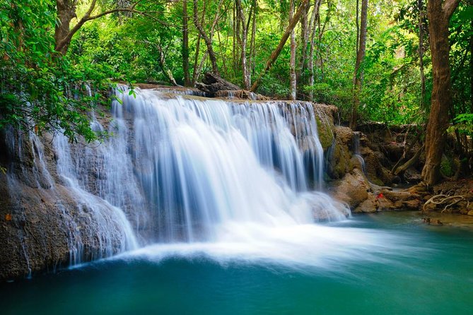 Private 3-Day River Kwai, Floating Market and Erawan Waterfalls Tour - Damnoen Saduak by long-tail boat