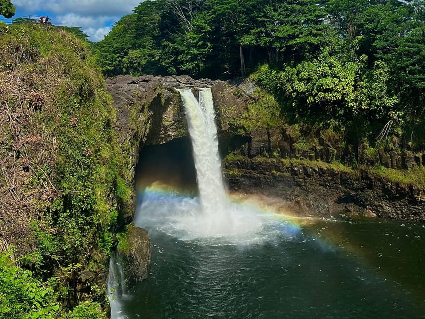 Private Big Island Tour:Coffee, Beaches,Volcanos & Waterfall - Three hours around Volcanoes National Park